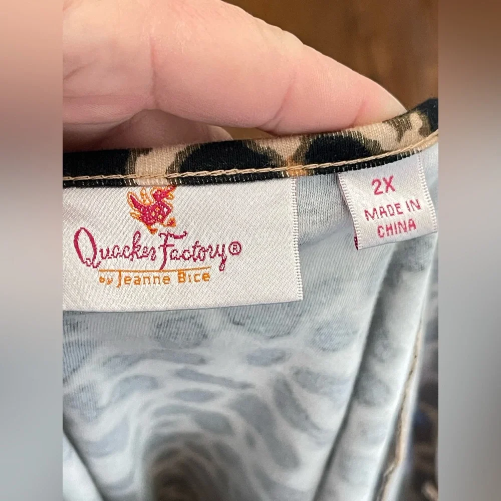 Quacker Factory Leopard Shirt - Picture 4 of 5